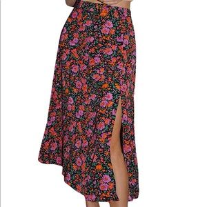 Floral midi skirt with slit XS